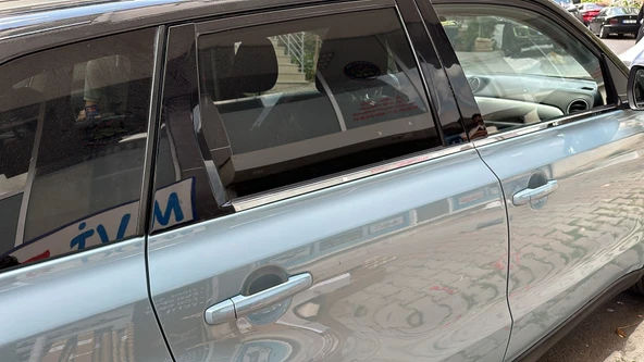 Suzuki Vitara 2016-2024   Cam Çıtası 4 Parça Krom Paslanmaz Çelik - Resim 3