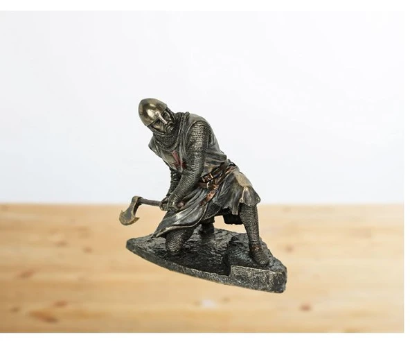 Veronese Design Tapınak Diz Çökmüş Savaşcı - Resim 6