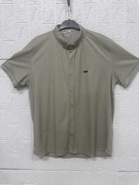 Kısa Kollu Düğmeli Gömlek ürün görseli 1