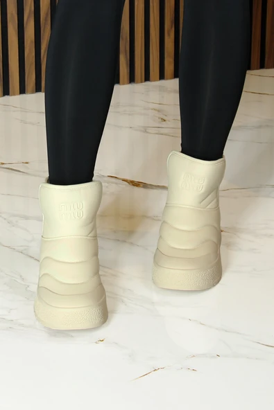 Erkan saçmacı  Bej Vegan Kürk Astarlı Yuvarlak Burun Günlük Bot - Resim 2