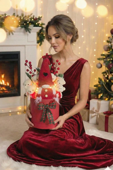 Yeniyıl ÖZEL Seri: LED Işıklı, Noel ELF Cüce Figürlü, Kalp Balon ve 6 Ayıcıklı Özel Konsept Tasarım Ayıcık Buketi - Resim 2