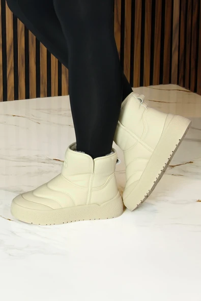 Erkan saçmacı  Bej Vegan Kürk Astarlı Yuvarlak Burun Günlük Bot - Resim 3