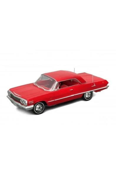 Welly 1963 Chevrolet Impala (Kırmızı) 1/18 Model Araba - Resim 2