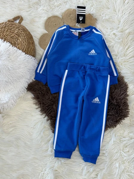 Mavi Şeritli Erkek Çocuk Takımı – Sweatshirt & Eşofman Altı, 2–8 Yaş - Resim 2