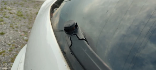 Seat Ibiza Arka Silecek Kapağı - 4931317 - Resim 2