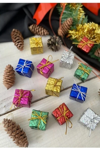 3 lü Yılbaşı Seti 12'li Çam Ağacı Çan 12’li Gold Yılbaşı Ç.Ağacı Topu 12'li Mini Hediye Paketi Süsü - Resim 2