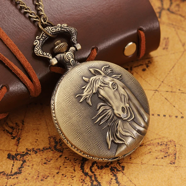 At Büstü Köstekli Saat Model 2 ürün görseli 1