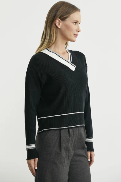 Blok Renk Kombinli Triko Kazak - Siyah - Resim 4