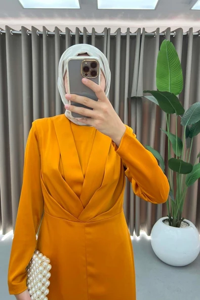 Saten Kumaş Pile Detaylı Tesettür Abiye Elbise - Hardal - Resim 3