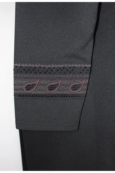 ANNE KADIN BÜYÜK BEDEN HAKİM YAKA FERMUARLI CEPLİ NAKIŞLI MEVSIMLIK SIYAH PARDESÜ - Resim 6