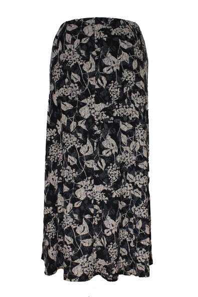 Kadın Battal Beden 8 Parça Kaliteli Lastikli Siyah Yaprak Desenli Etek - Resim 4