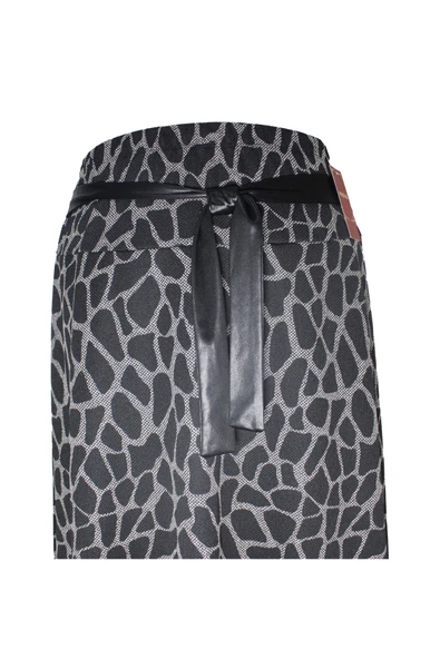 Kadın Mevsimlik Lastikli Çakıl Desenli Siyah Etek - Resim 2