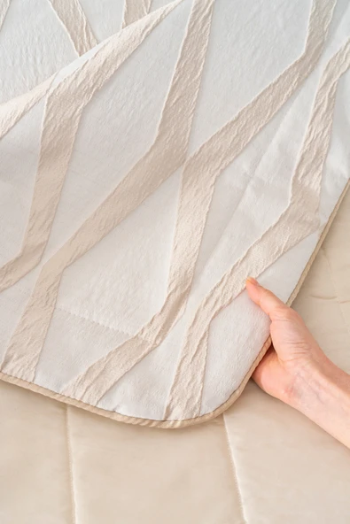 Carina Cappuccino Nakışlı Çift Kişilik Yatak Örtüsü Seti - 4 Parça Çeyiz Seti - Resim 6