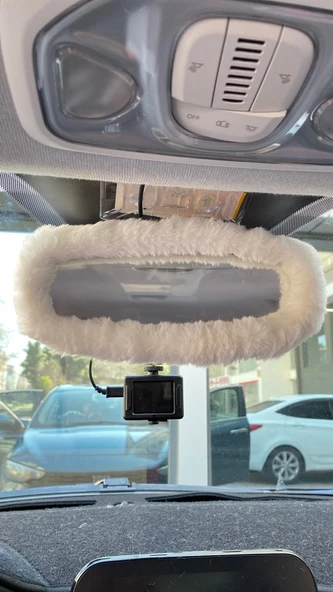 Peluş Dikiz Ayna Kılıfı Süs Beyaz ürün görseli 1