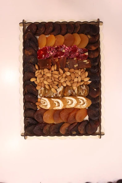 Öz Altın Kayısı Karışık Kare Sepet 1.5 KG ürün görseli 1