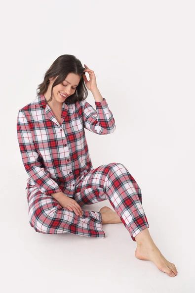 Kırmızı Önden Düğmeli Ekose Pijama Takımı ürün görseli 1