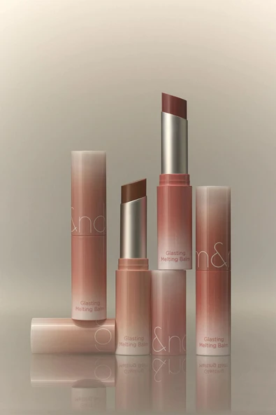 Romand Vegan Glasting Melting Dusty On The Nude Nemlendirici Cam Görünüm Sağlayan Dudak Balmı - Buffy Coral - Resim 4