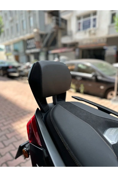 Yamaha Xmax 125-250-300 Sissy Bar Sırt Dayama 2024-2025 Arasmoto ürün görseli 1