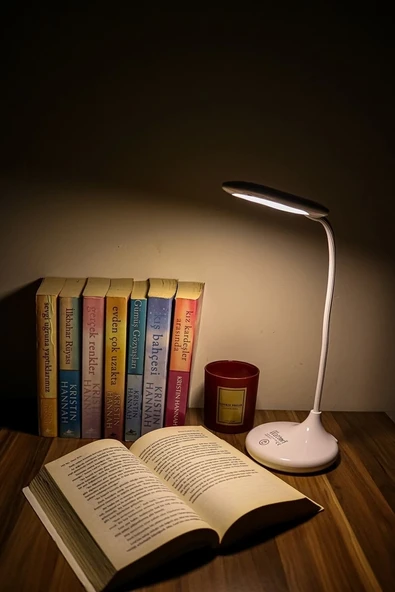 Şarjlı Sarı Ve Beyaz Renk Masa Lambası  Wt-005 - Resim 4