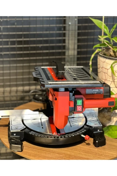 Maxplus MAXSTAR TABLALI GÖNYE KESME TESTERE 45 AÇILI 1200W ürün görseli 1