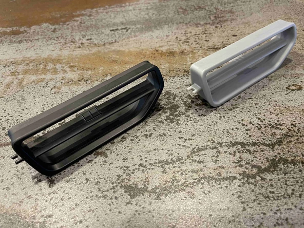 2019+ Toyota Ravch - Sürücü Tarafı Gösterge Paneli Havalandırma Kalorifer Mazgalı Çerçeve Siyah renk  - 5109037 ürün görseli 1