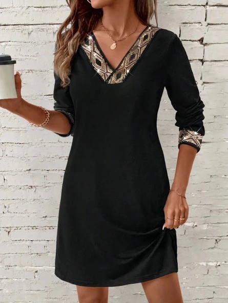 MDB Kadın Uzun Kollu V Yakalı Pulpayet Detaylı Mini Ithal Krep Elbise ürün görseli 1