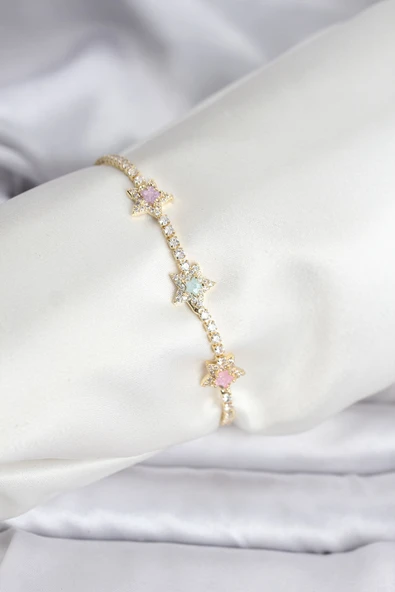 Renkli Yıldız Model Zirkon Taşlı Gold Renk Pirinç Su Yolu Kadın Bileklik - TJ-BB8100 ürün görseli 1