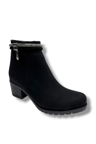 Cakgo 701-26 Yağlı Deri Trend Fashion Taşlı Tokalı Fermuarlı Topuklu Kadın Bot ürün görseli 1