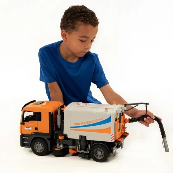 Bruder Man Tgs Cadde Süpürme Kamyonu BR03780 - Resim 6