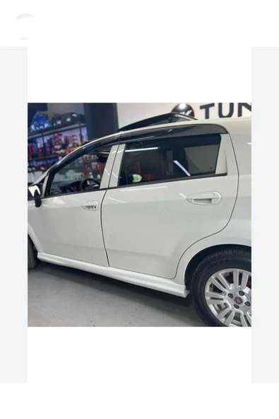 AYAZ FİBER GARAJ FİAT GRANDE PUNTO Uyumlu MARŞPİYEL TAKIMI FİBER BOYASIZ ürün görseli 1