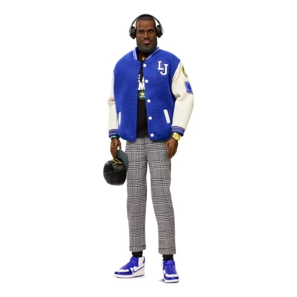 Barbie Signature LeBron James Kenbassadors Bebek ürün görseli 1