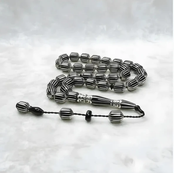 BlackCraft Tıraşlı Gümüş Nakkaş İmame 16'lı Oltu Taşı Tespih ürün görseli 1