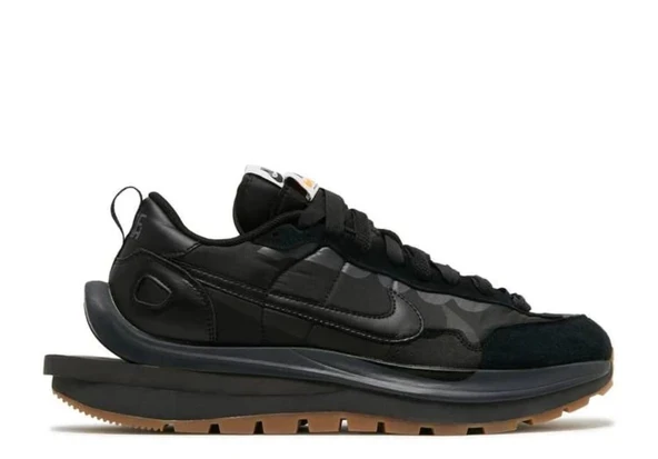 Nike x sacai VaporWaffle Black and Gum ürün görseli 1