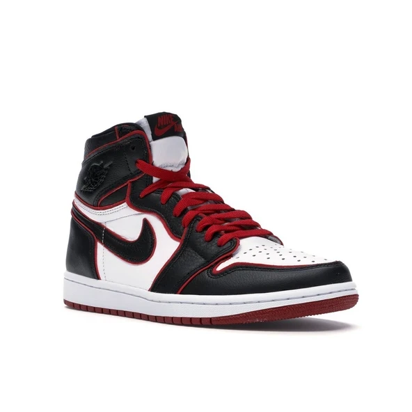 jordan 1 high bloodline foot locer - Resim 2