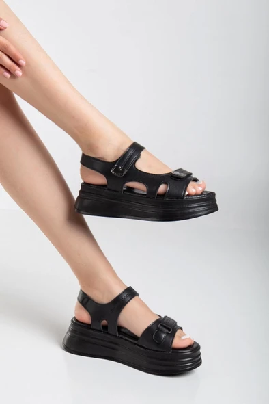 Saide Siyah Cilt Cırt Cırtlı Sandalet - Resim 2