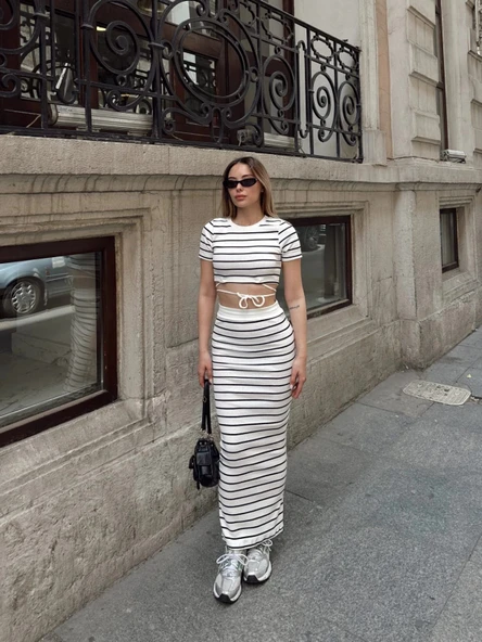 Çizgili etekli takım beyaz s3609 ürün görseli 1