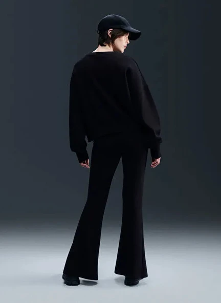 Nike DQ5761 010 Womens Fame Kadın Sweatshirt - Resim 5