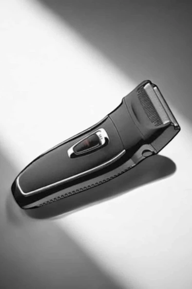 Şarjlı Paslanmaz Çelik Bıçaklı ve Kablosuz Saç Sakal Tıraş Makinesi - Resim 4