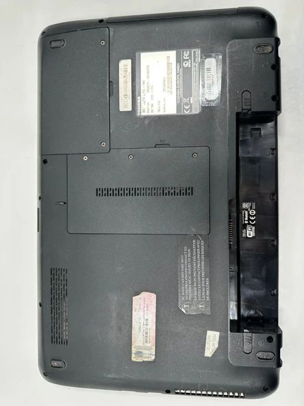 Toshiba Satellite L755-1me İ5-2450 İşlemci 8 Gb Ram 128 Gb SSD W10  Dİzüstü ( OUTLET ) - Resim 4