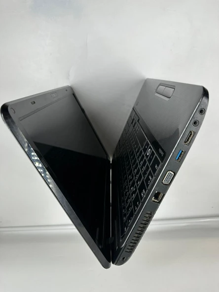 Toshiba Satellite L755-1me İ5-2450 İşlemci 8 Gb Ram 128 Gb SSD W10  Dİzüstü ( OUTLET ) - Resim 5