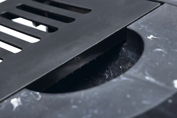 Beeztees Kapalı Kedi Tuvaleti, Koku Filtreli, Siyah Mermer Antrasit, 56x39x39cm - Resim 5