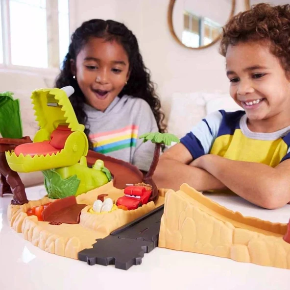 Disney Pixar Cars Dinozor Oyun Parkı - Resim 2