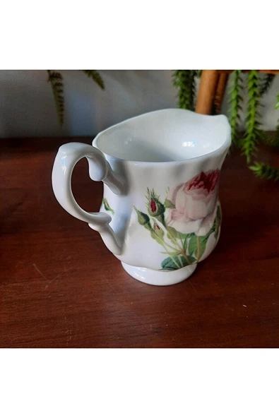 Roy Kirkham Redoute Roses Kemik Porselen Çiçek Desenli Zarif Sütlük ve Şekerlik Seti - Resim 3