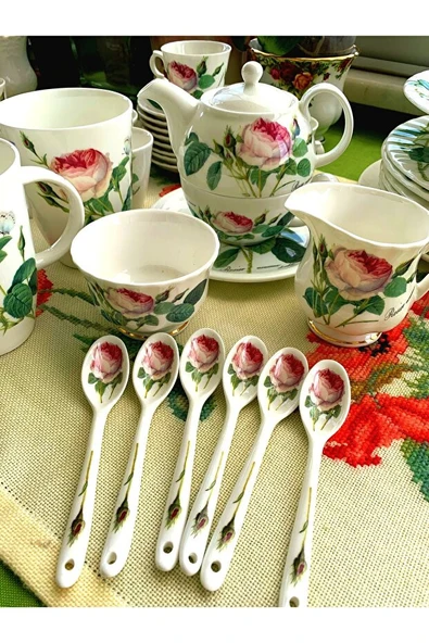 Roy Kirkham Redoute Roses Serisi 6 Adet Çiçek Desenli Zarif İngiliz Kemik Porselen Kaşık Seti - Resim 7