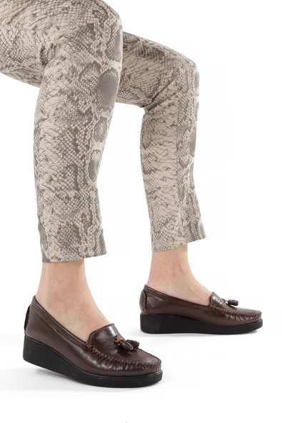 Artı-Artı001-7475-501 Hakiki Deri Ortopedik  Kadın Bağsız Kahverengi Roc Ayakkabı - Resim 2