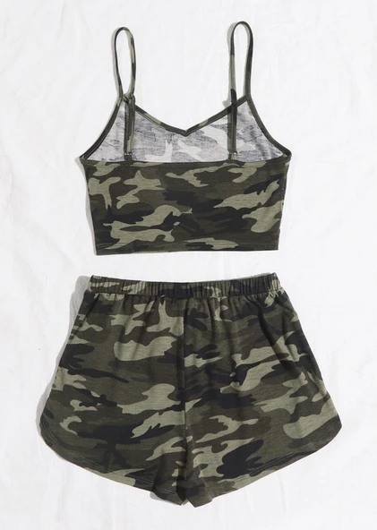 Kadın Kamuflaj Desenli Askılı Crop Top ve Şortlu Gecelik Takım - Resim 2
