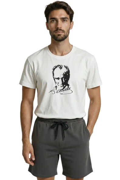 Kara Kalem Efektli Atatürk Portreli ve İmzalı Premium Erkek Tişört - Resim 4