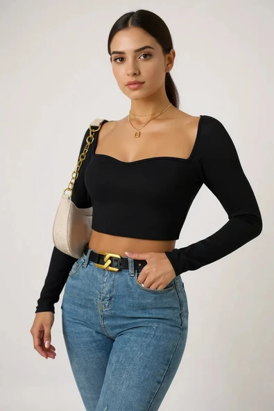 Kadın Siyah Uzun Kol Göğüs Dekolteli Şık Crop Top Bluz - Şık, Rahat ve Kolay Kombinlenebilir - Resim 7