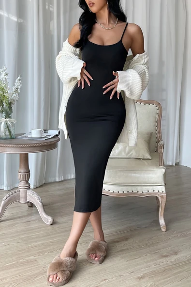 Kadın Siyah Yırtmaçlı Diz Altı Vücüdu Saran Gecelik - Resim 4