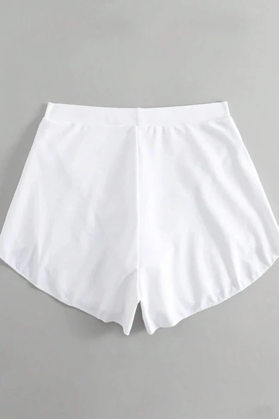 Kadın Beyaz Yırtmaçlı Etek Görünümlü Şık Deniz Şortu - Modern ve Şık Tasarım - Resim 5
